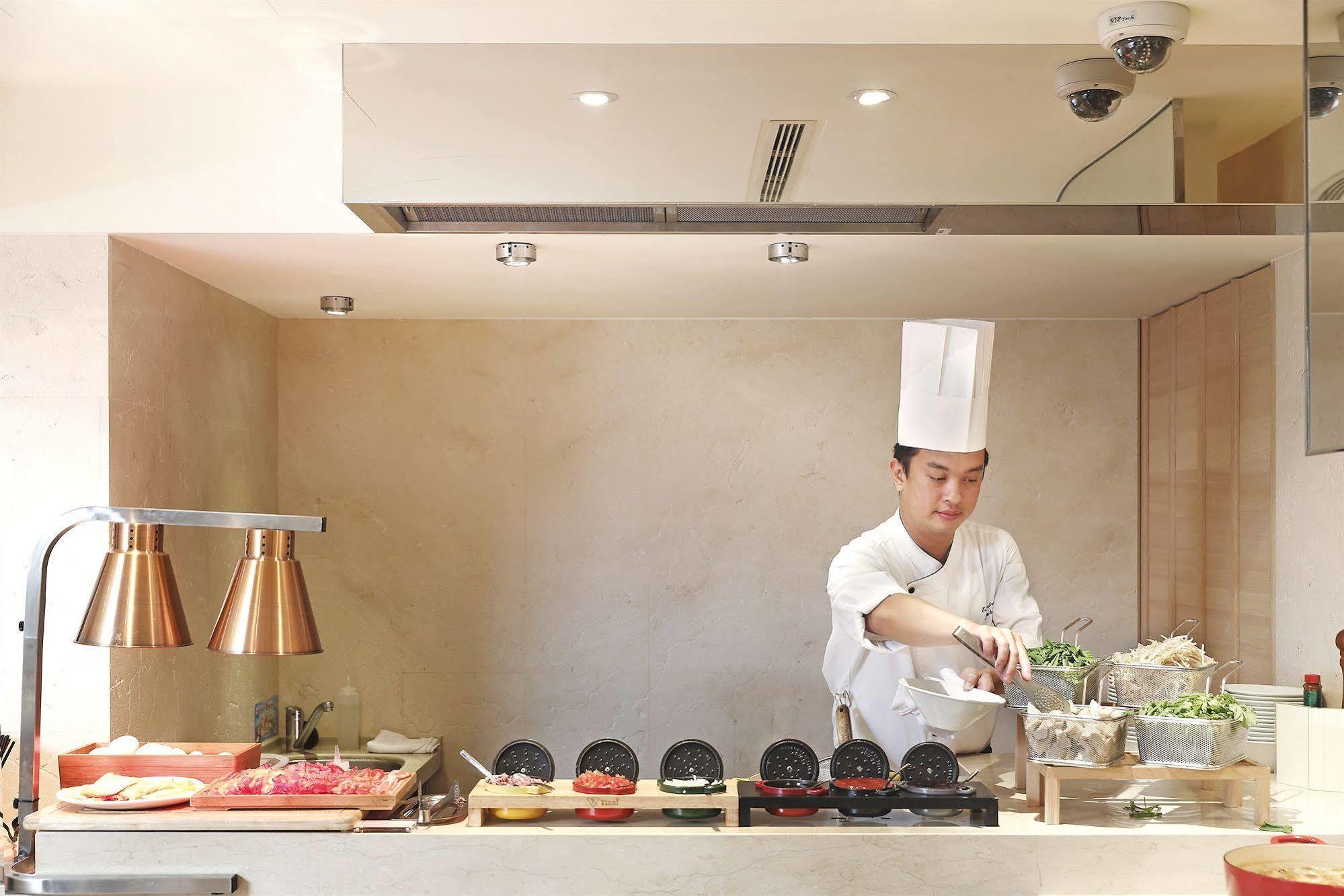 Hotel Cozzi Minsheng Taipei Esterno foto